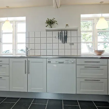 8 Person Holiday In Stermarie